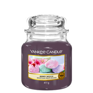 Yankee Candle Aromatická sviečka Classic stredná Berry Mochi 411 g